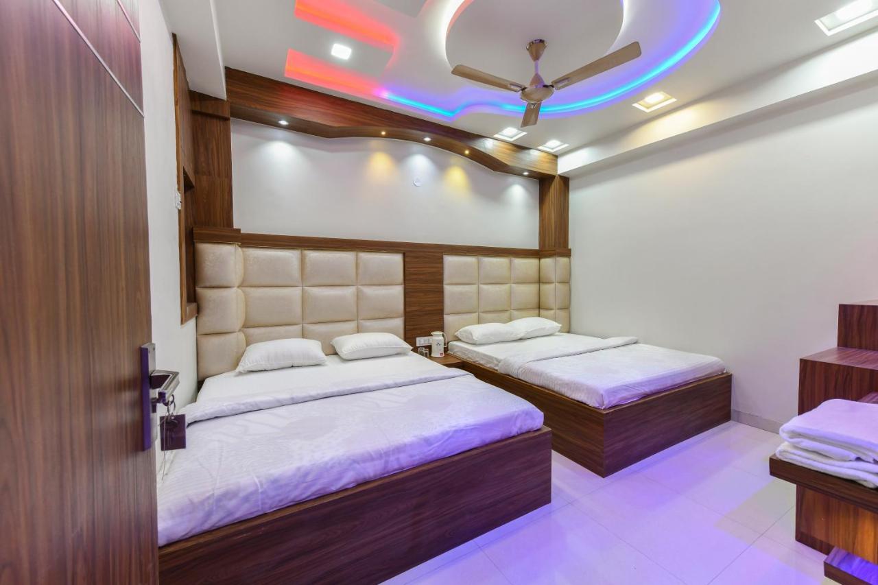 Hn Palace Homestay Агра Экстерьер фото