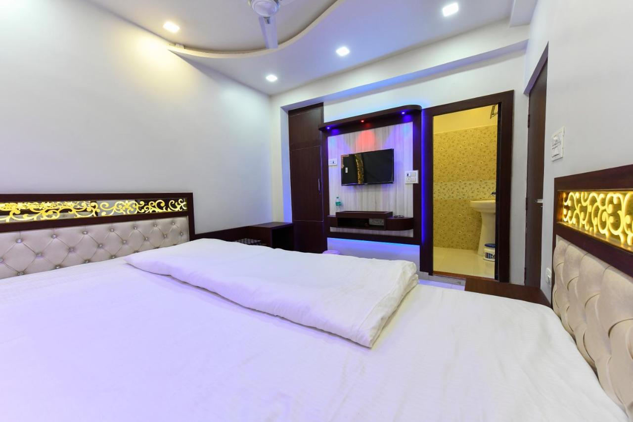 Hn Palace Homestay Агра Экстерьер фото