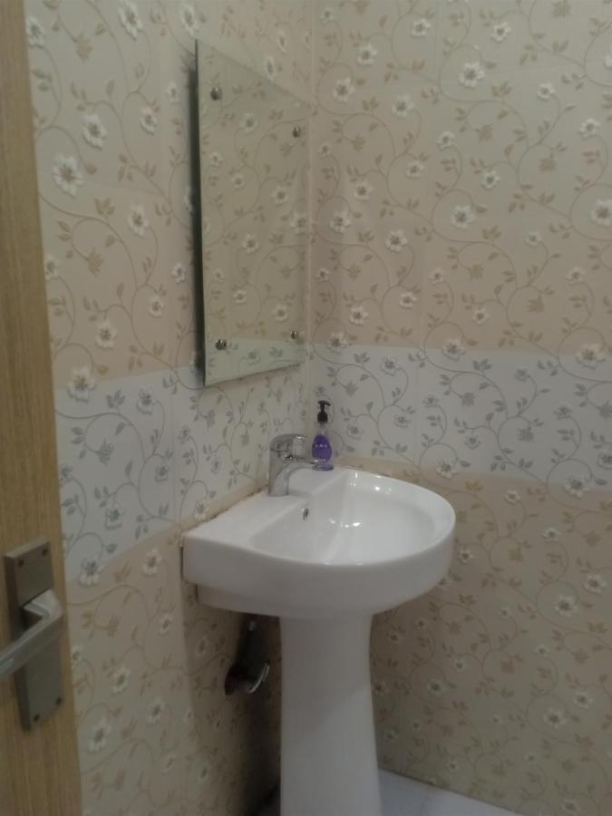 Hn Palace Homestay Агра Номер фото