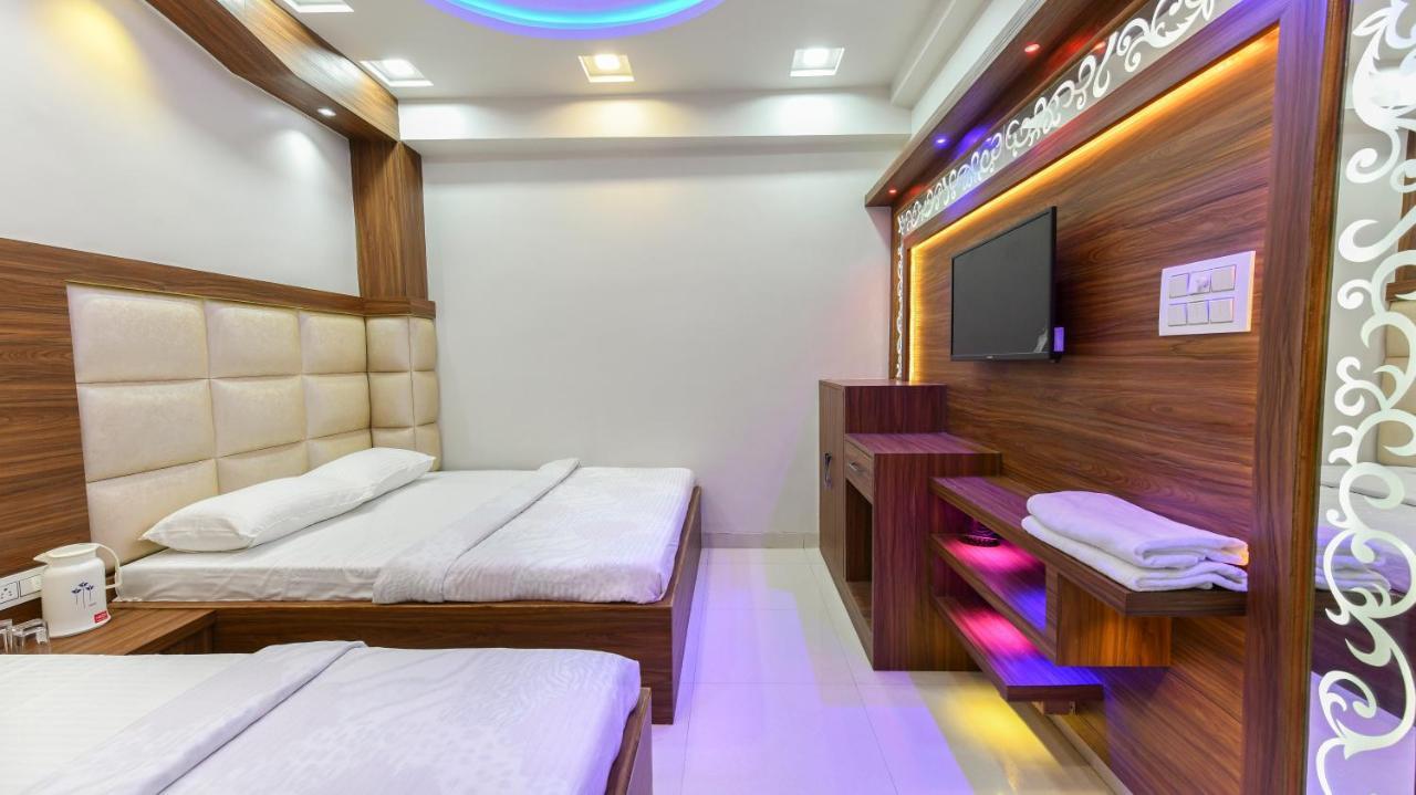 Hn Palace Homestay Агра Экстерьер фото