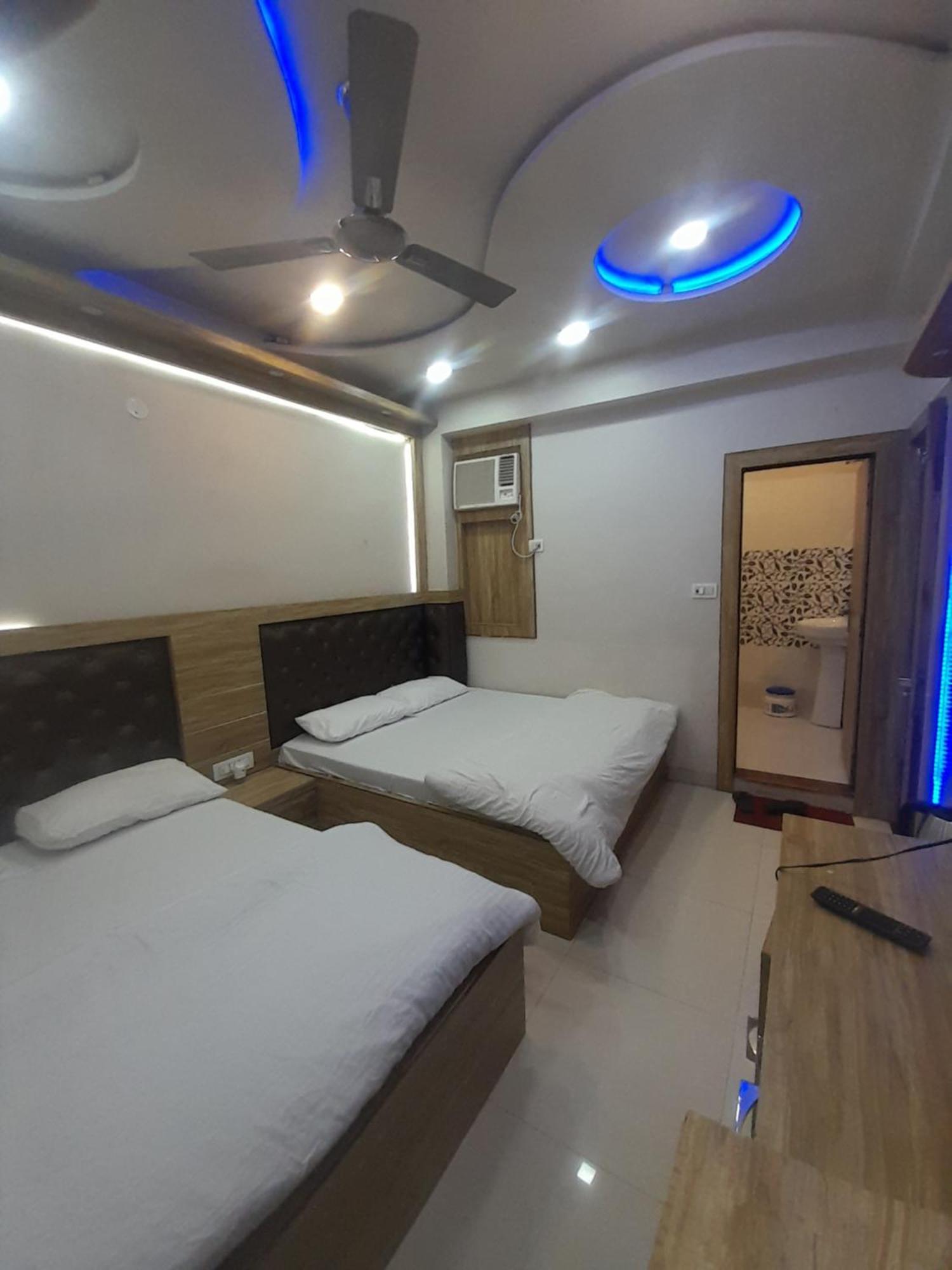 Hn Palace Homestay Агра Экстерьер фото
