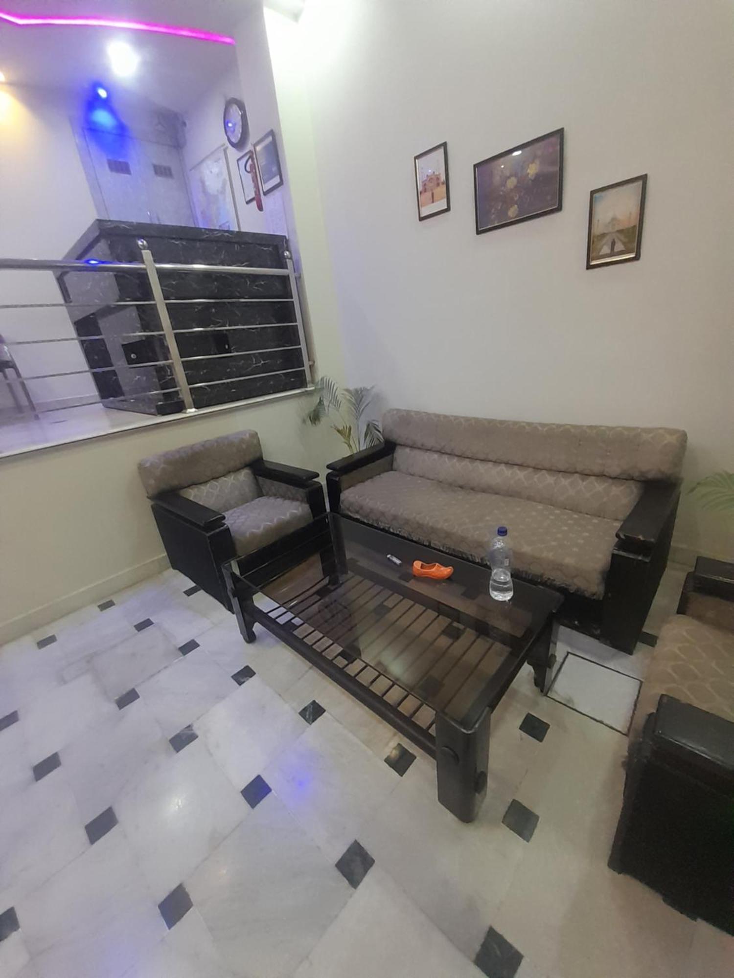 Hn Palace Homestay Агра Экстерьер фото